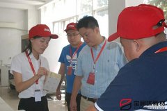 迪拜客戶來訪寶潤(rùn)達(dá)洽談外墻保溫裝飾一體板合作